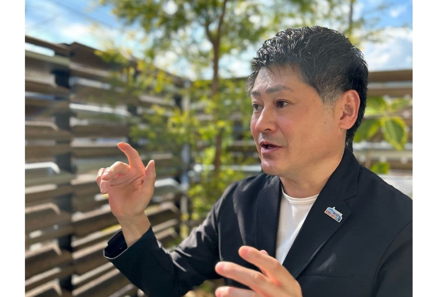代表 富田昭二郎
